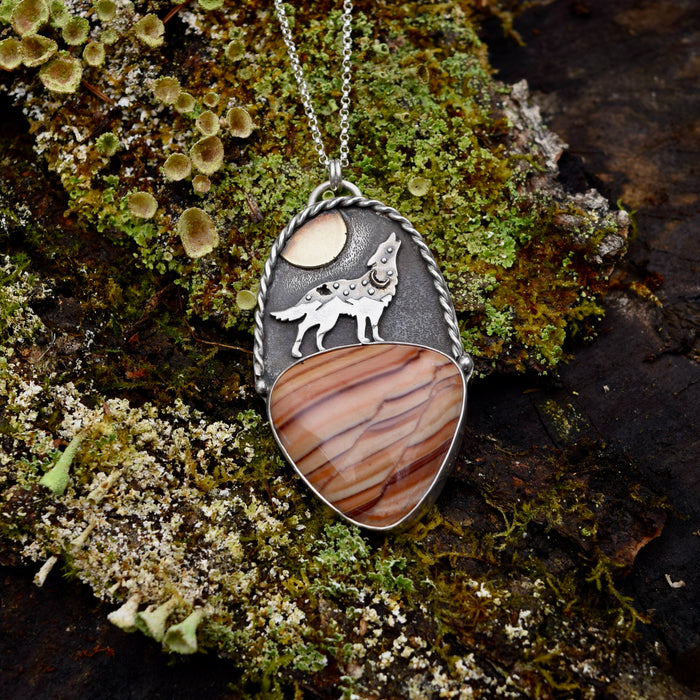 Walking Wolf Talisman