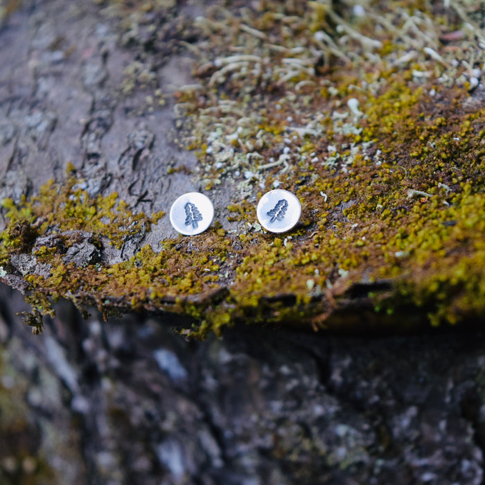 Pine Tree Hug Studs