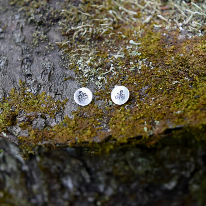 Fancy Flourish Hug Studs